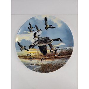 1986 The Landing Duck Plate Limited Edition 15015 I Living with Nature Knowles